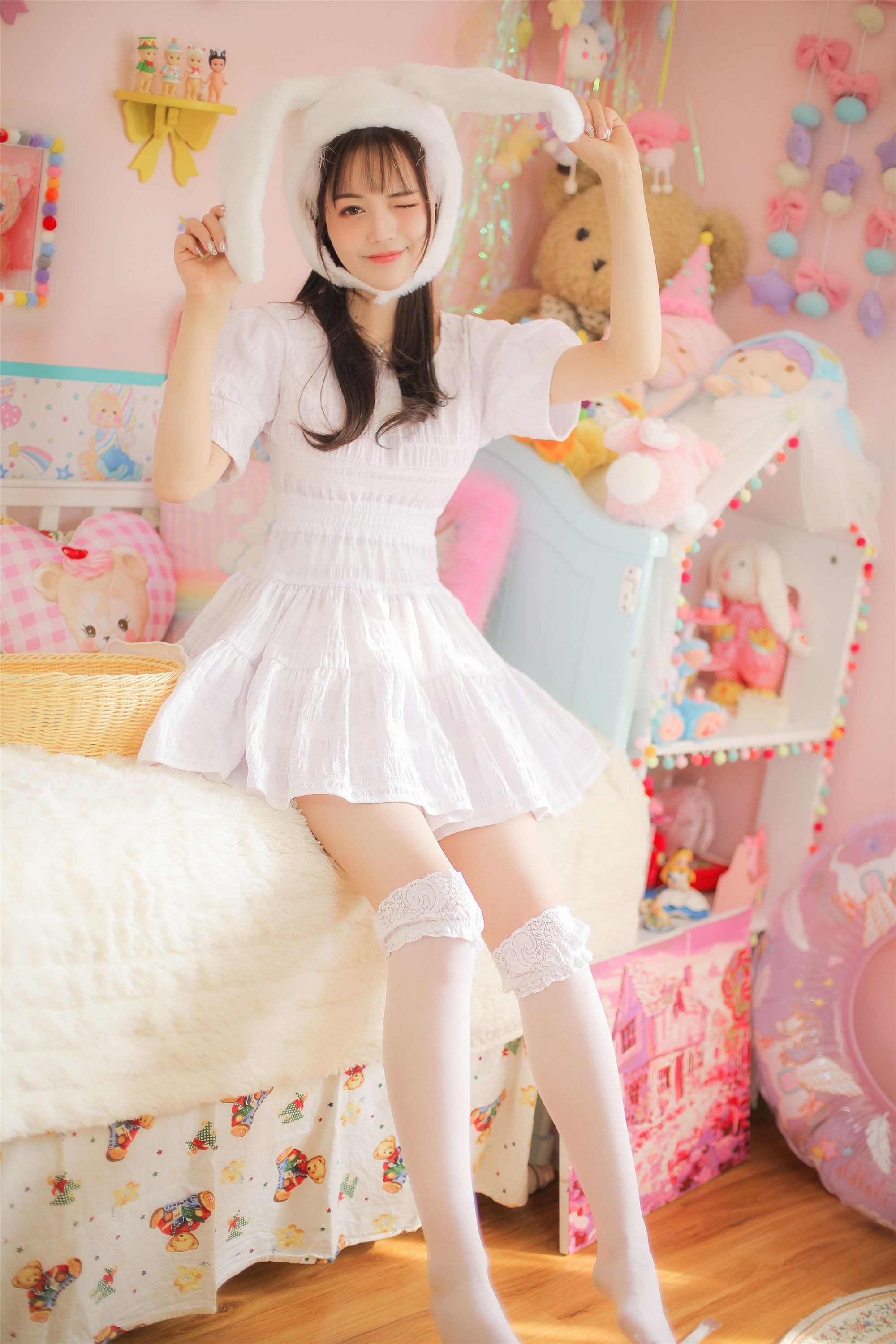 YITUYU艺图语 2021.08.14 小羽毛 久久